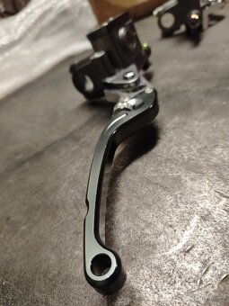 Pumpy/páky brzda, spojka - 17