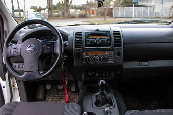 Nissan Navara DoubleCab 2.5D XE - 17