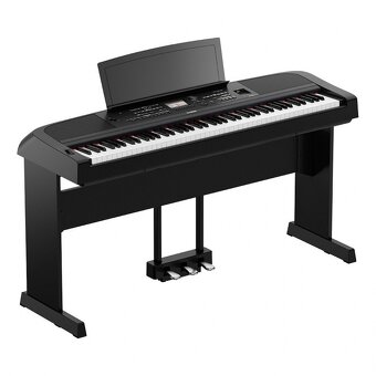 Hartke klavesove combo 4 kanal a dalsi klávesy, gt, PA - 17