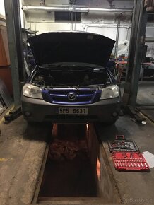 MAZDA TRIBUTE - 17