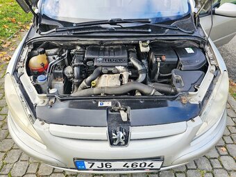 PEUGEOT 307 SW 1.6 HDI 80 KW /7 MÍST /PANORAMA/ROZVODY - 17