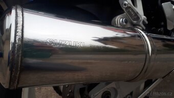 Suzuki GSXR 750 - 17
