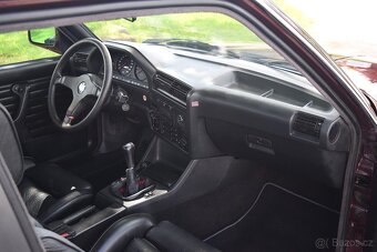 BMW E30 325i - 17