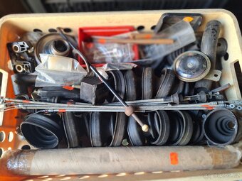 Směs dilu a doplňku škoda - 17