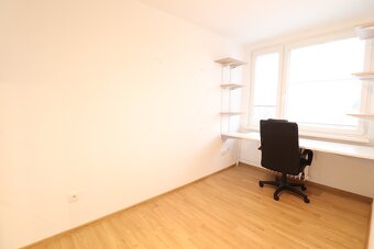 Prodej bytu 3+1, 68 m2/L, Hradec Králové - ul. Na Kotli. - 17