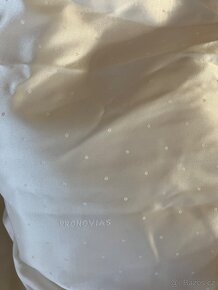 Svatební šaty Pronovias Laren - 17