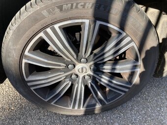 Volvo S60 B5 AWD 8AT inscription 8/2021 záruka 8/2026 - 17
