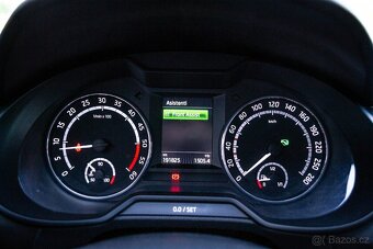 Škoda Octavia 2.0 TDI CR DPF RS DSG - 17