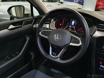 VW Passat B8 GTE Variant 1.4 TSI Hybrid - záruka Autodraft - 17