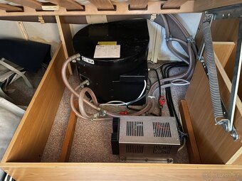 Knaus Azur 495, 4 os., PLYN.BOJLER, sprcha, stan - 17