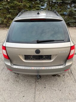 Náhradní díly Škoda Superb 2 Combi - 17