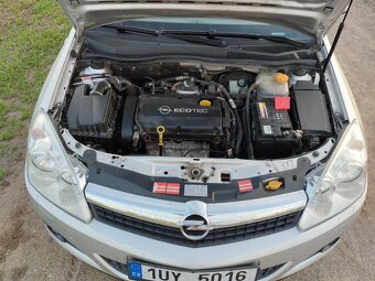 Opel Astra TwinTop 1.8i 103kw -cabrio - 17