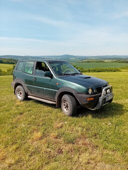 Terrano II 2.4i- benzín -LPG - 17