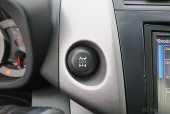 TOYOTA RAV4 2.2D4D, 100 kW, 1.MAJITEL, BEZ KOROZE - 17