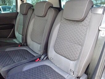 Volkswagen Sharan 2.0 TDI – Automat, 7 míst. TOP STAV - 17