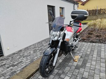 Suzuki gsr 600 super stav - 17