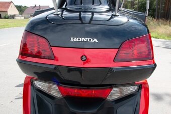 Honda Goldwing GL1800 - 17