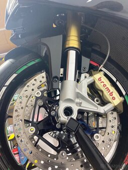 Aprilia RSV4 - 17