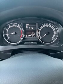 Škoda Rapid Hatchback 1.0 TSI 81 kW,najeto 37.000 tis km. - 17