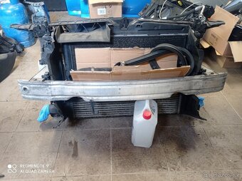 Rozpredám Audi A6 c7 2,0tdi farba: LZ9Y - 17