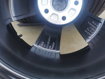 215/55R17 letní škoda superb III 6,5x17 ET41 NOVÉ - 17