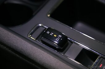 Škoda Enyaq iV 132kW 62kWh Tažné ACC - záruka Autodraft - 17