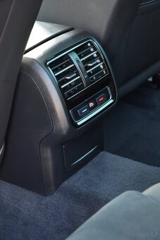 VW Passat B8 R-line 2.0TDI,140KW Highline DSG AUTOUVER OD 0% - 17