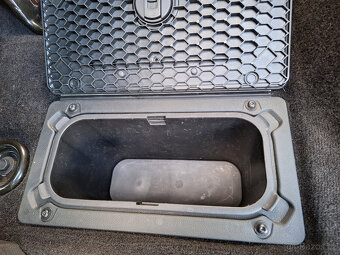 Dodge RAM 2500 - 17