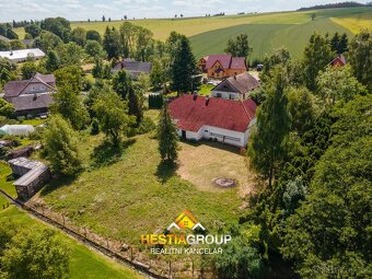 Prodej historické chalupy 120 m2, pozemek 1726m2 - Polička - - 17