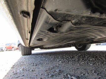 Škoda Octavia II 1.6 TDi 77kW kombi, Servisní kniha, 2.maj. - 17