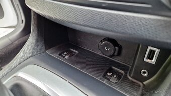PEUGEOT 308 SW 1.6 HDI 73 KW.KLIMA.1.MAJITEL.NEHAVAROVÁNO. - 17