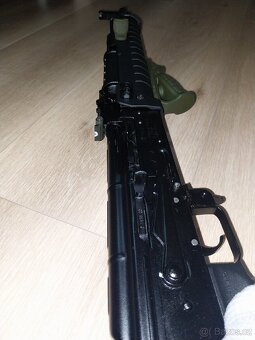 Prodám sbírku zbraní Glock, Remington, AK47, revolver - 17