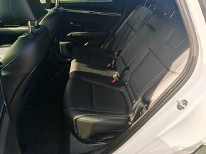 Tuscon plug in hybrid - 17