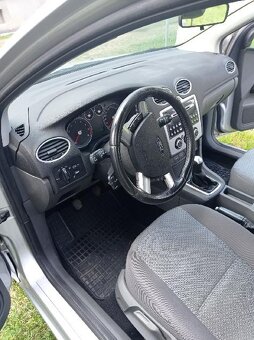Ford Focus combi, motorizace 1.6, 16V, 74kW - 17