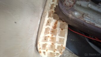 Prodám dily na jawa 20 - 17