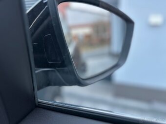 ŠKODA KODIAQ 4x4 2.0 TDI 147 KW KAMERA TAŽNÉ PANORAMA m2022 - 17