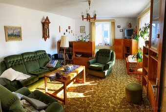 Dvougenerační dům k pronájmu - 17
