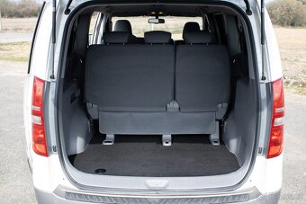 Hyundai H1 H-1 2.5 CRDi VGT E6 Tour A/T - 17