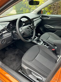Škoda Fabia IV 1.0 TSI Style, 2022 – oranžová metalíza - 17