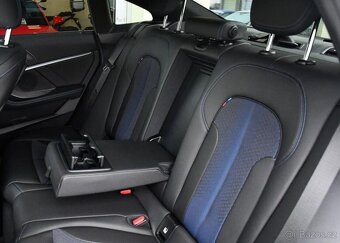 BMW Řada 2 218d M-SPORT 1M ČR - 17