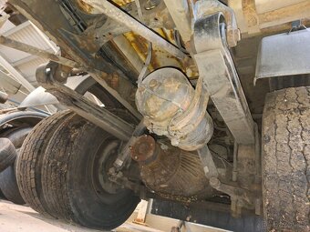 MB AXOR 1833 AK 4X4 - 17