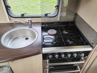 SWIFT STERLING ECCLES 90 CORAL,2010, VELKÁ KOUPELNA A POSTEL - 17