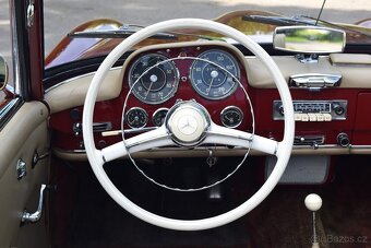 Mercedes-Benz 190SL - 17