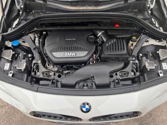 BMW X2 xDrive20d - model M sport - pohon 4x4- bílá - 17