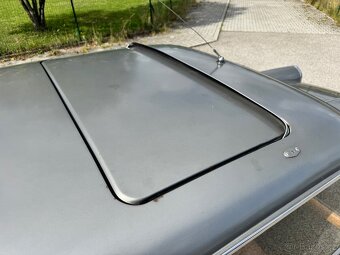 Peugeot 404 1.6 - 17