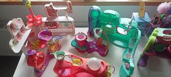 Littlest pet shop - 17