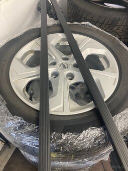 NISSAN X-TRAIL 2,0 dCi 4WD N-Connecta 2sady AL kol,ČR - 17