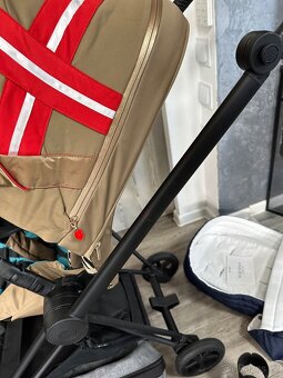 Cybex Mios 3.0 Karolina Kurkova - 17