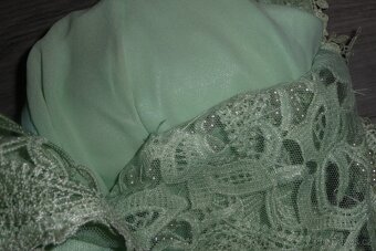 plesové společenské šaty vel. M - 17