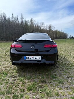 Mercedes-Benz E400 4MATIC - 17